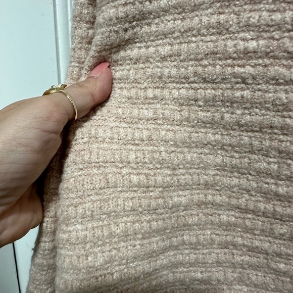 Free People Heart It Laces Long Sweater Pink Small Oversized - Picture 6 of 6